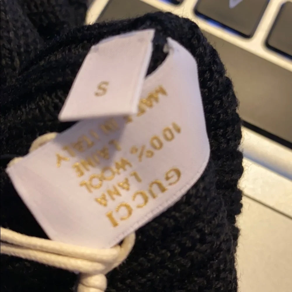 AUTHENTIC Gucci Kids Black Toddler Mittens Size S